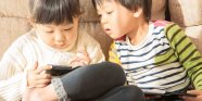 【緊急対談】外出自粛で子どもたちがスマホ依存に？トラブルと向き合うために欠かせない大切な視点とは？