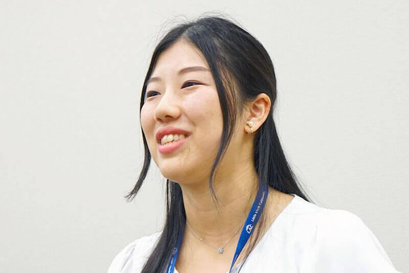 金融事業部　細野 真帆