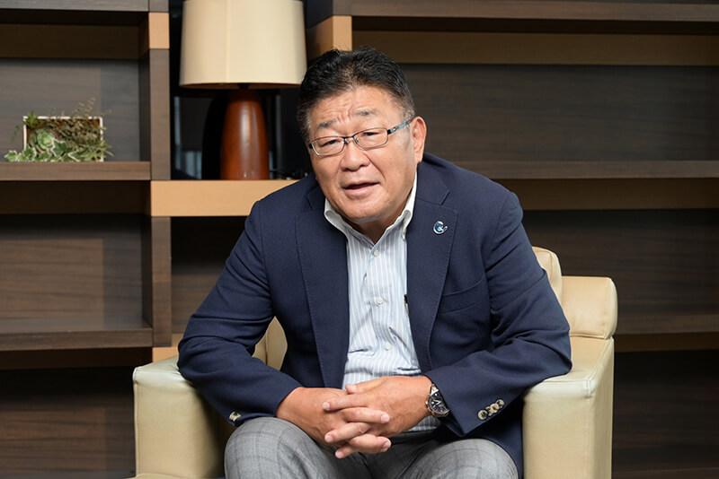 ラック代表取締役社長の西本逸郎