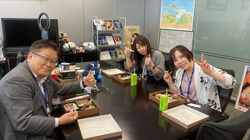 後日行われた、優勝者と西本さんとのランチ