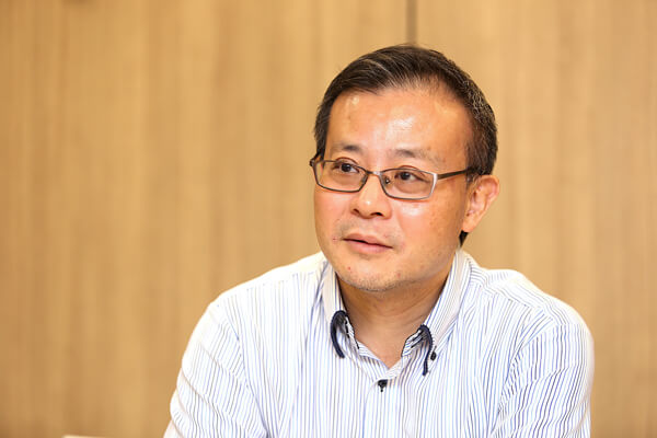 藤平 武巳氏