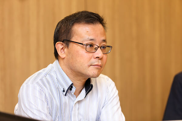 藤平 武巳氏