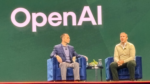 Clay Magouyr氏とOpenAIのPeter Hoeschele氏