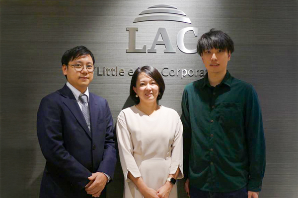 左から中林 寛喜、大塚 英恵、山本 翔馬