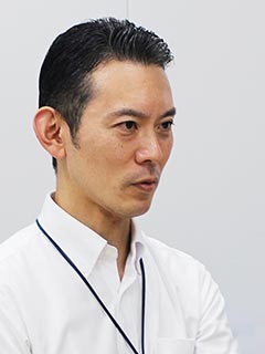 津田 隼人氏