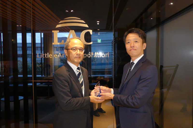 レコーデッド・フューチャー・ジャパン株式会社 遠山 央敬様（右）と、ラックの田岡 功二郎（左）